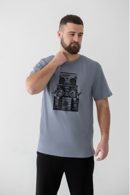 Футболка чоловіча